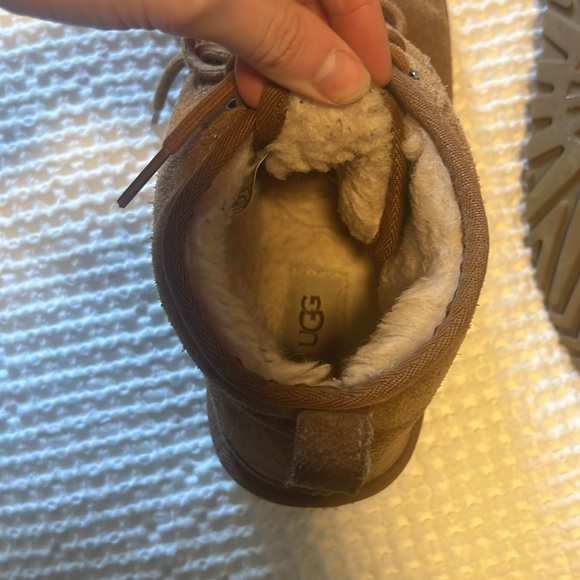 Ugg boots - Picture 3 of 3